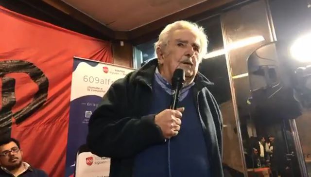 Filosofía a puñetazos