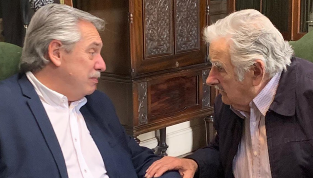 Veo al futuro repetir el pasado