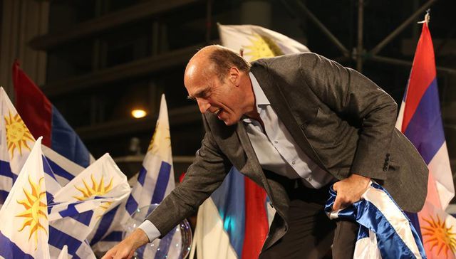 escribe daniel martinez