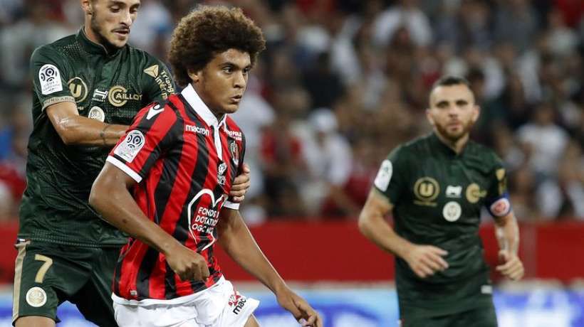 Afuera por mano larga