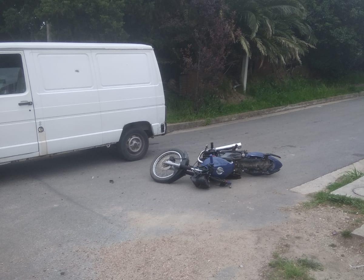 Cayó una dupla de adolescentes que se dedicaba a rapiñar con pistolas y en moto a mujeres