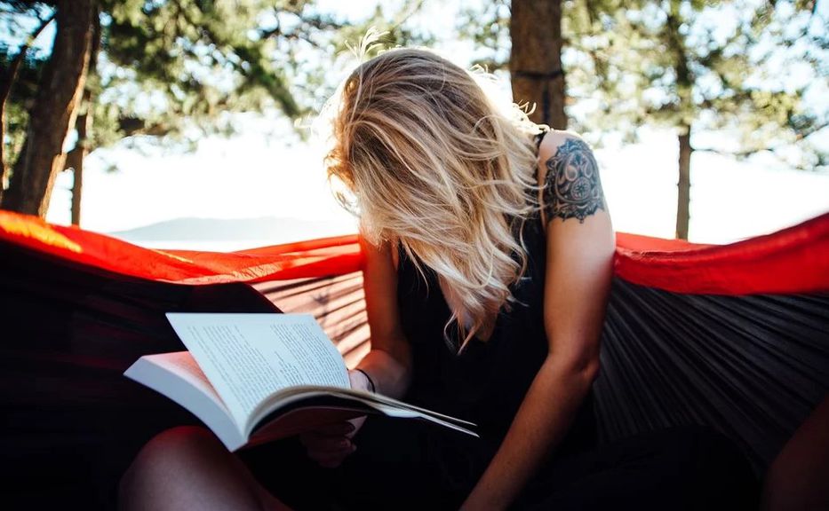 Libros de autoayuda: un regalo envenenado de fáciles promesas