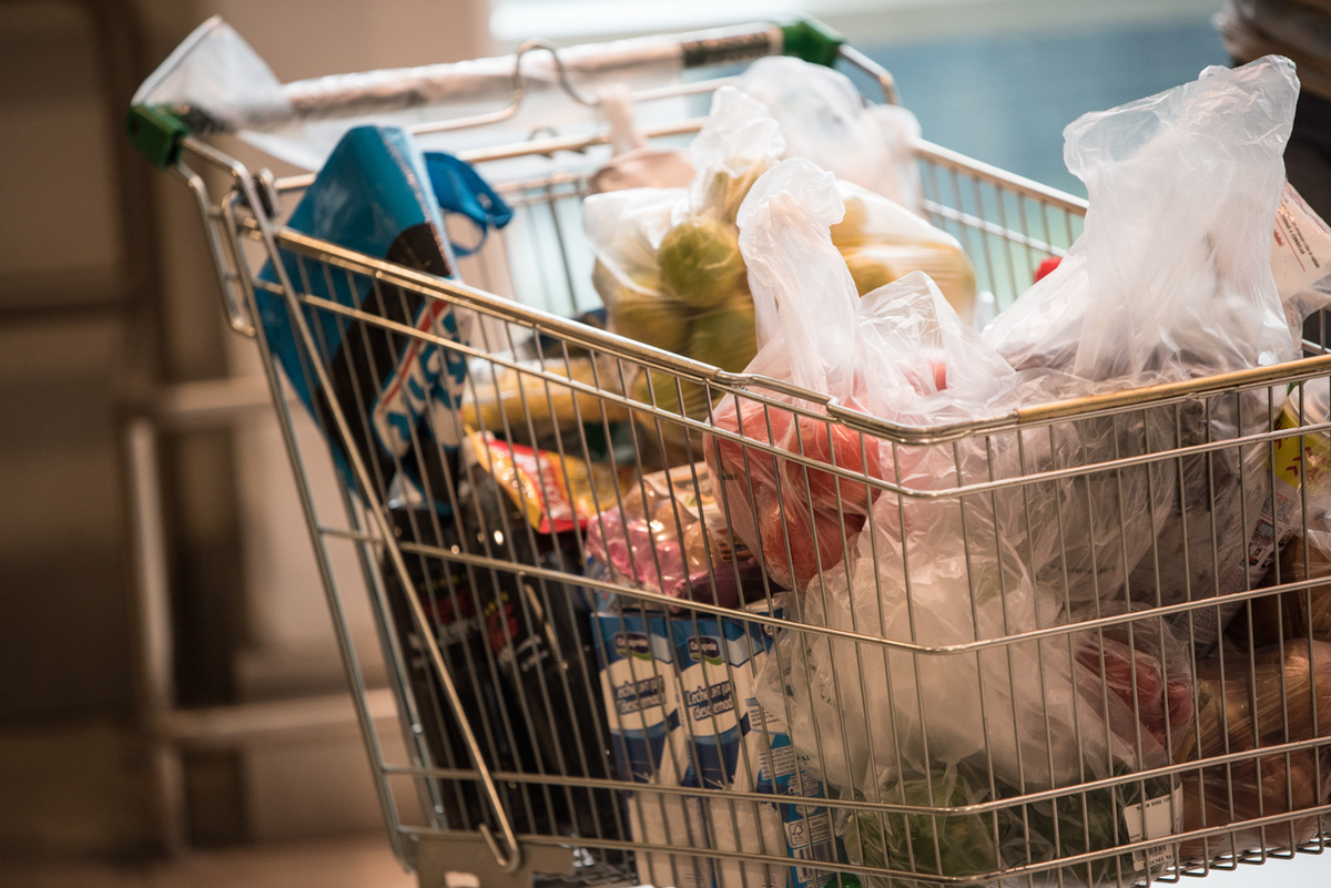 ¿Qué evolución en los precios de bienes y servicios estima el BCU para el fin de año?