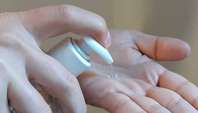 El baile del alcohol en gel