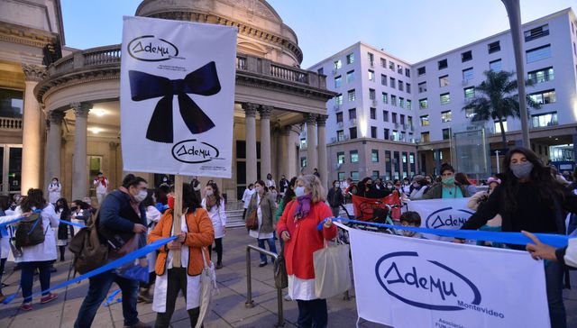 Botijas de la moña suelta