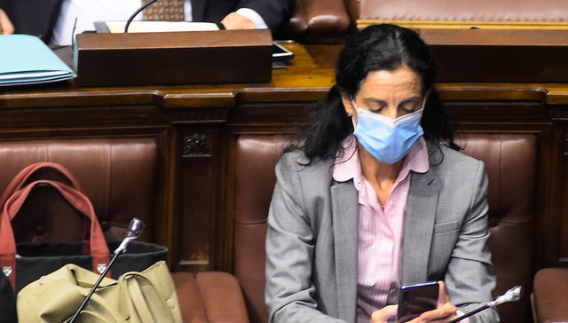 A la cabeza que no renguea