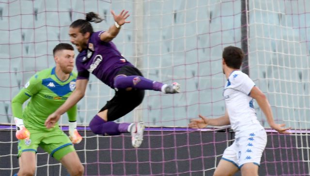 Con el pie izquierdo