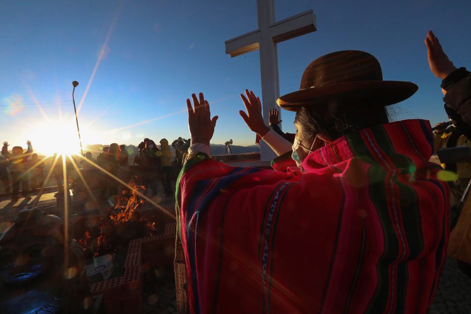 En modo coronavirus, Bolivia recibió este domingo el Año Nuevo Aymara 5.528