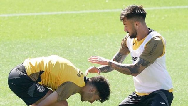 Vuelve