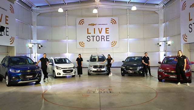 Contigo en la distancia