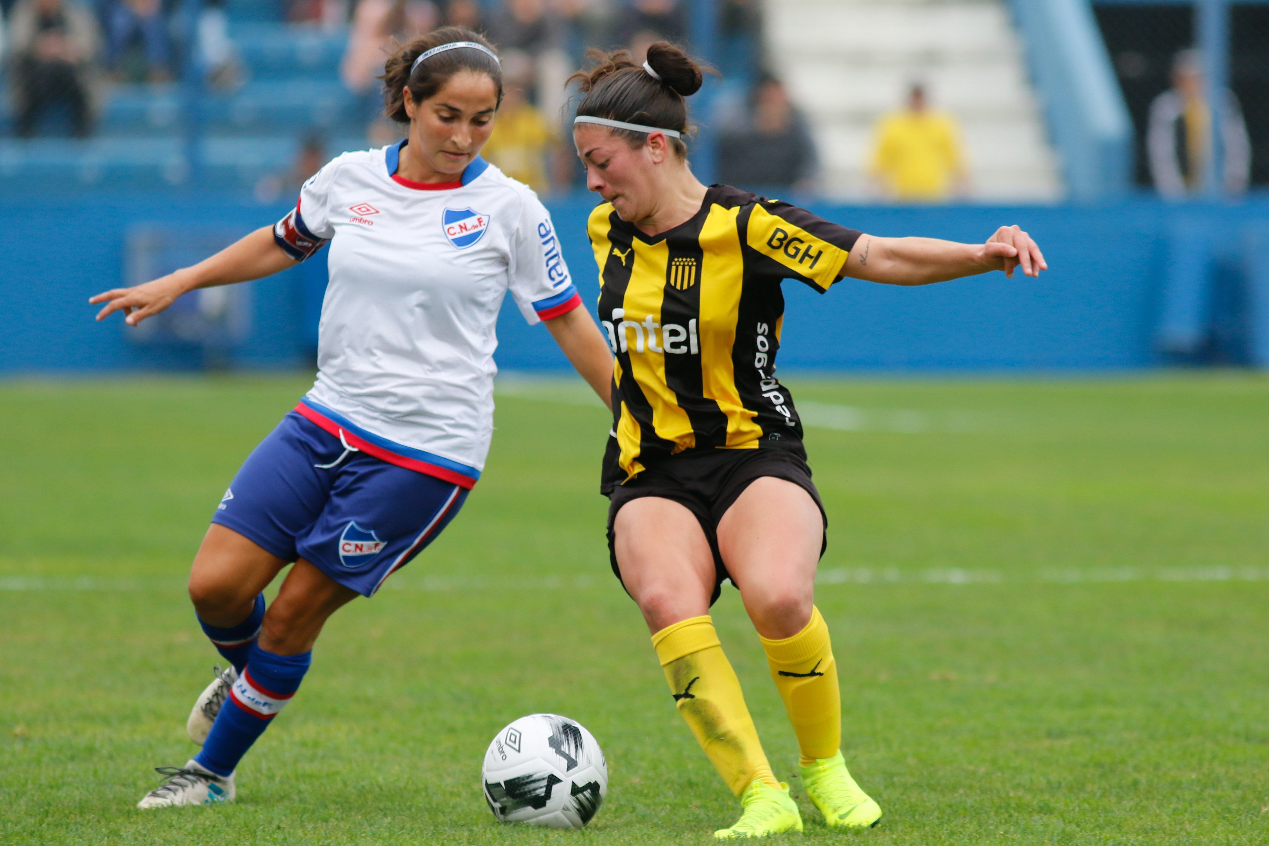 Fútbol Femenino: El clásico es el gran destacado en el retorno del  Campeonato Uruguayo