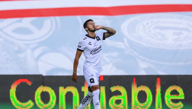 Cuando canta el gallo blanco