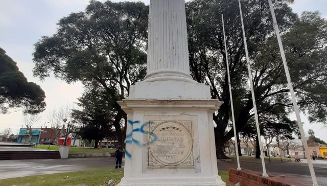 De arriba un rayo, literal