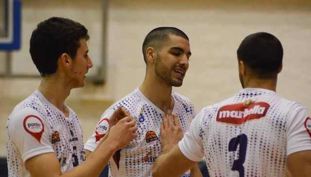 Festejos rojos y azules