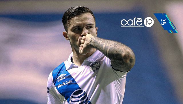 De color celeste