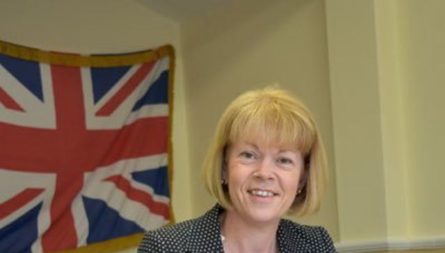 Escribe Wendy Morton