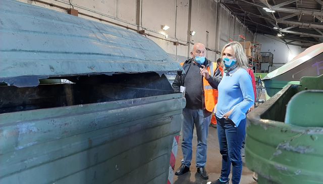 Mano a mano hemos quedado