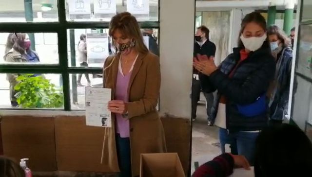 Colgada de las columnas