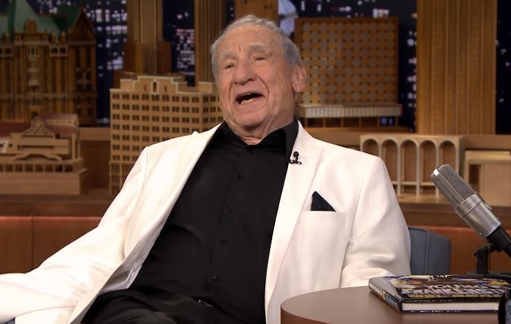 “Me gustaba llamar la atención”: el galardonado Mel Brooks festejó sus 100 años