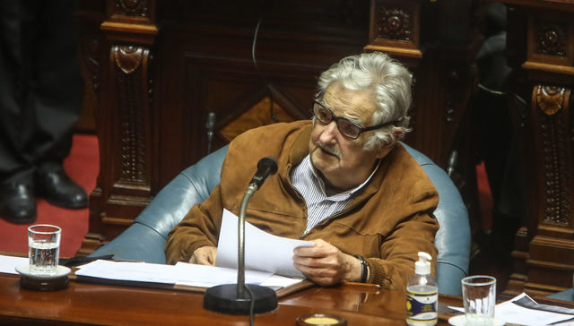 A los vestuarios