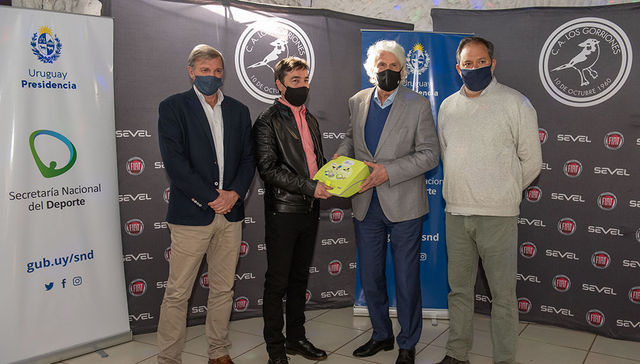 Vuelo solidario