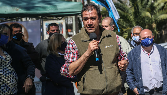No de nuevo, decía