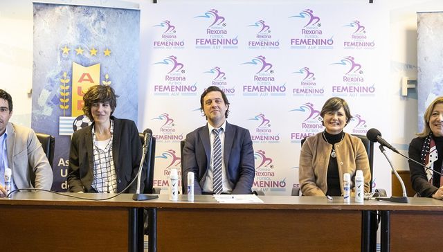 Una grandes las chicas