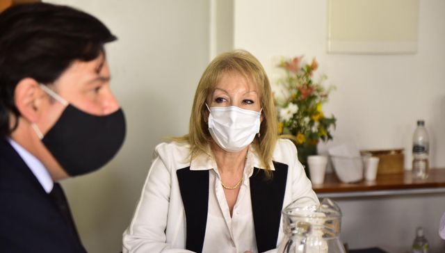 Creo que tenemos que charlar