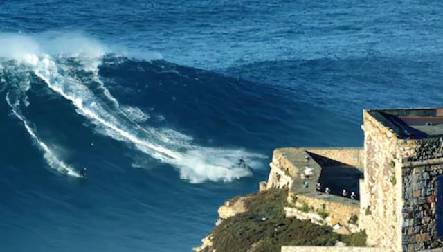 Los reyes de las olas