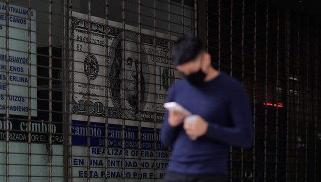 No afloja en ningún lado