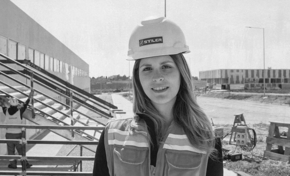 Stiler apuesta al empoderamiento femenino y celebra el Día de la Deconstrucción