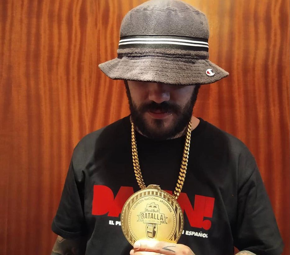 Lloraste contra Tata