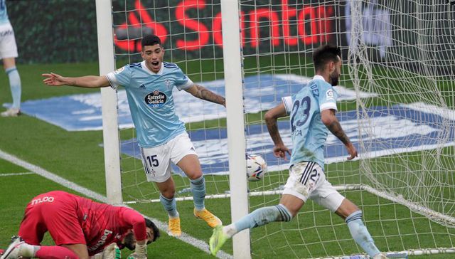 Le queda bien la celeste