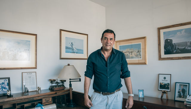 Con lista de espera y todo