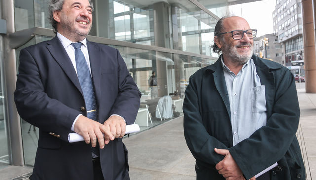 -¿Quién, yo? -Sí, tú -Yo no