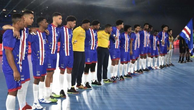 Contra nosotros estarán