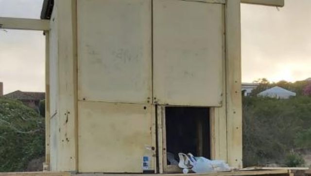 Al menos sin aglomerarse