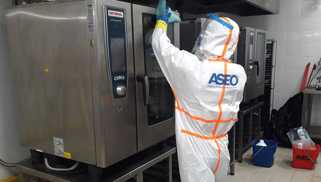 COMBATÍ EL COVID-19