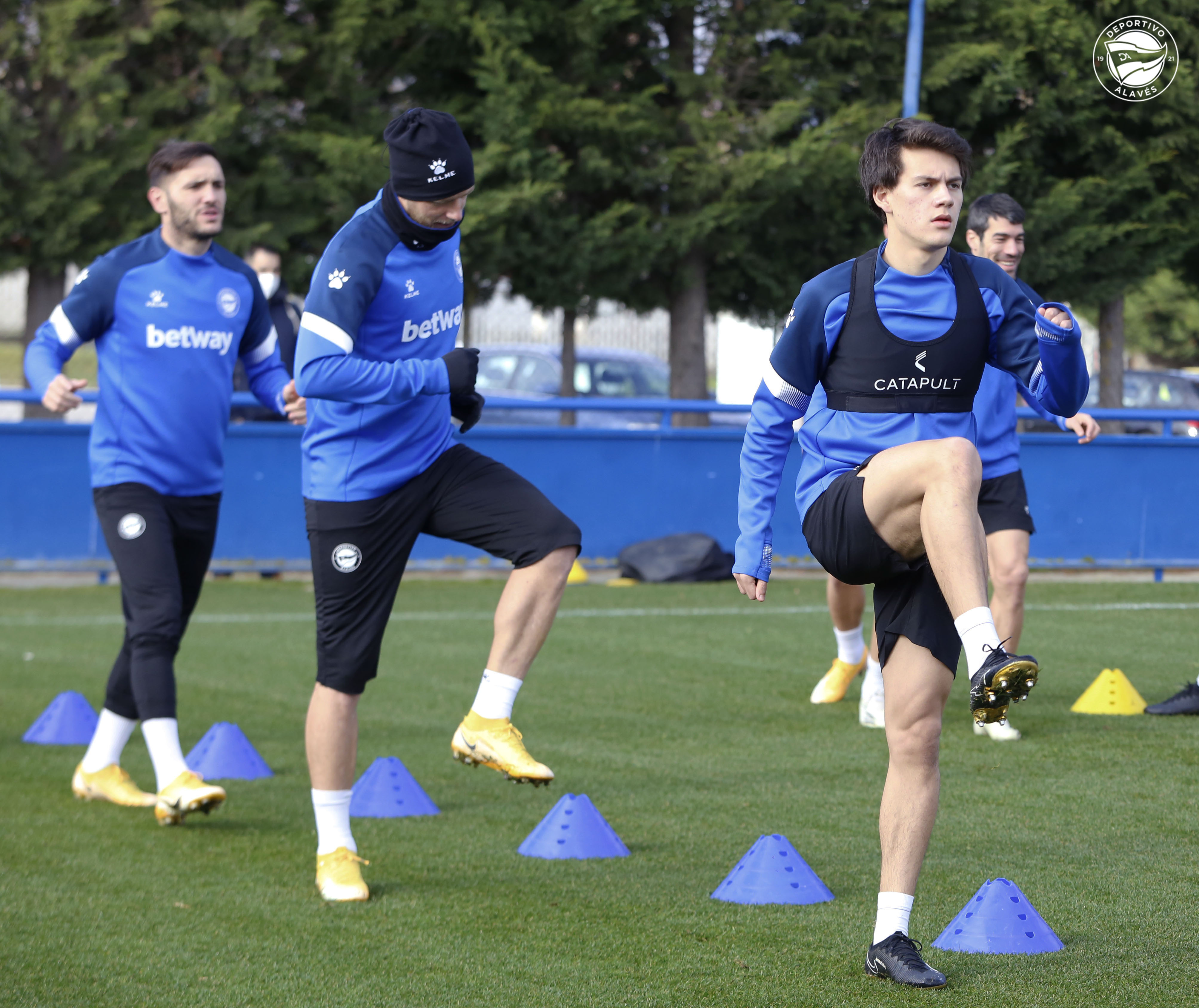 Alavés: Facundo Pellistri completó su primer entrenamiento ...