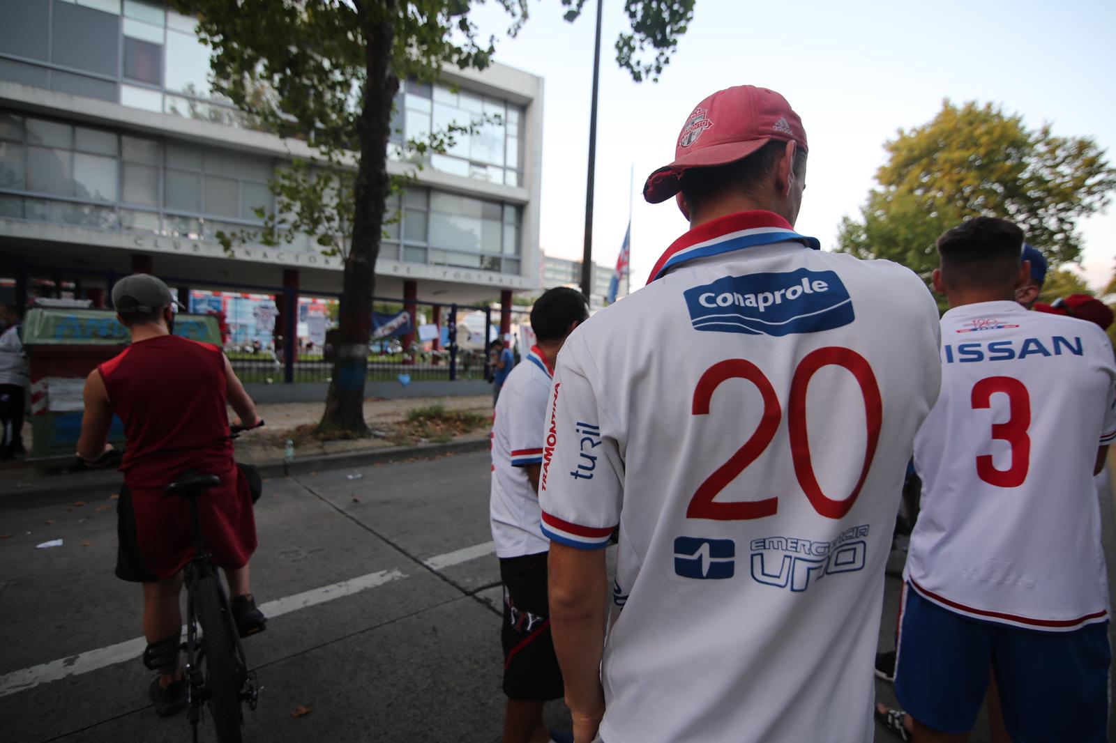 Hinchas de Nacional homenajearon y recordaron al "Morro ...