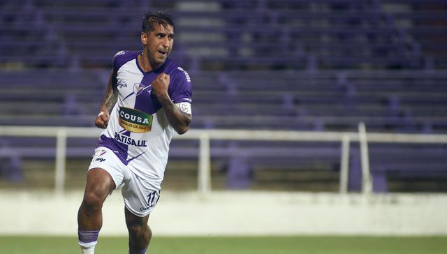 Con las dos por igual