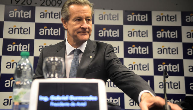 Estas muteado, Marcelo