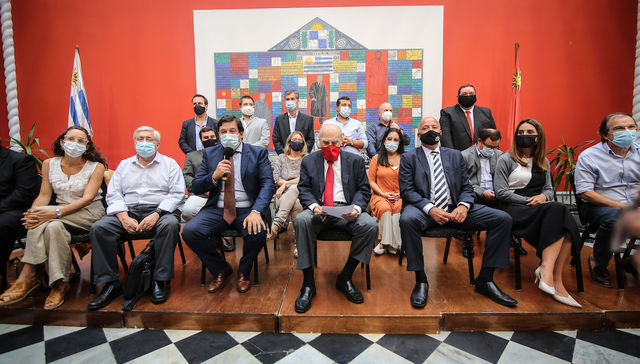 Hechos y no palabras