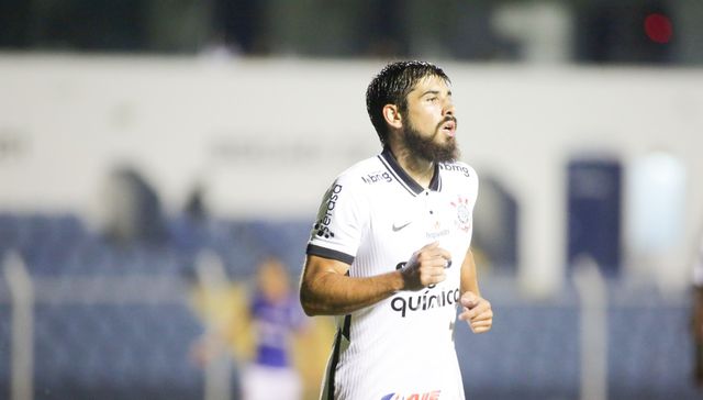 Le prestan atención