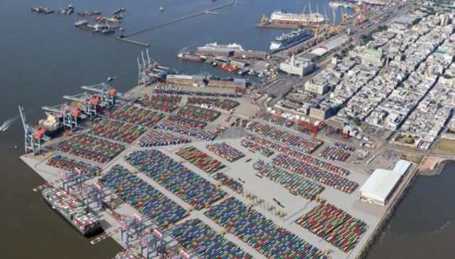 Un barco cargado de...