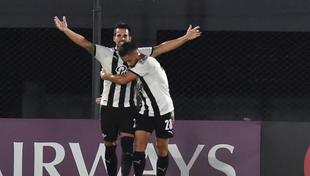 Un pasito más cerca