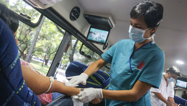 Los amables donantes