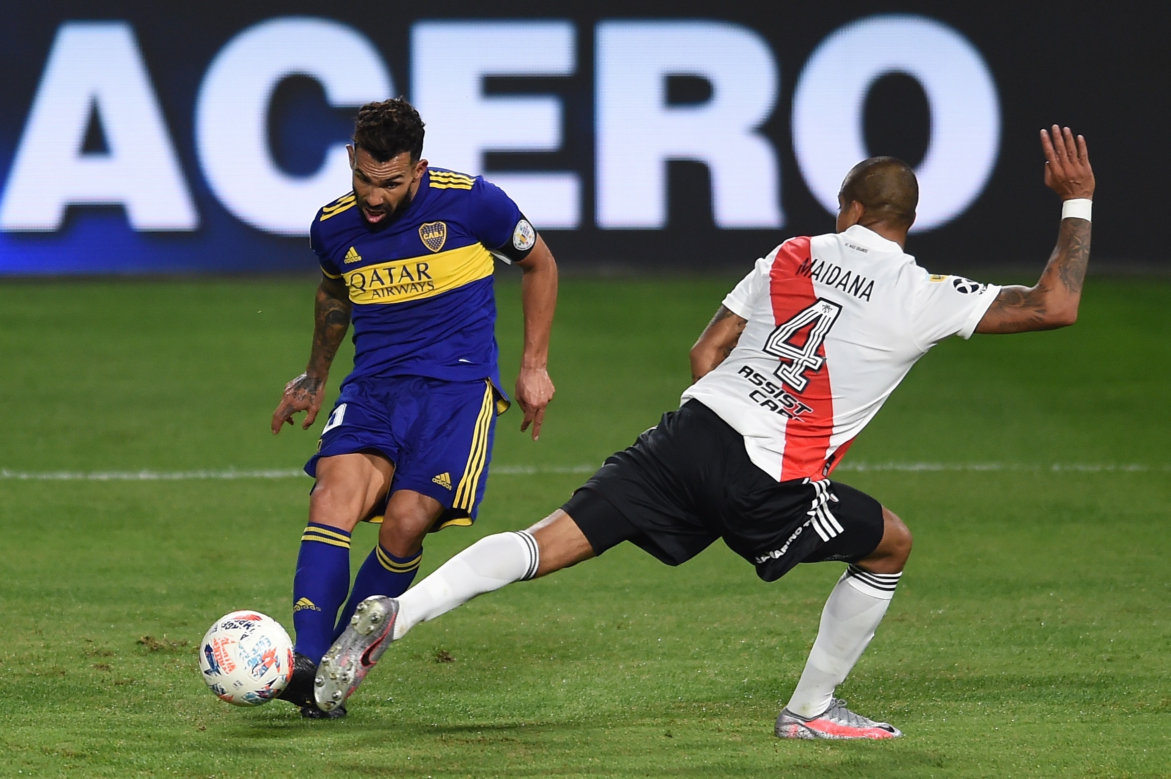 Carlos Tevez convocó a una conferencia de prensa: ¿Se va de Boca Juniors y  se retira?