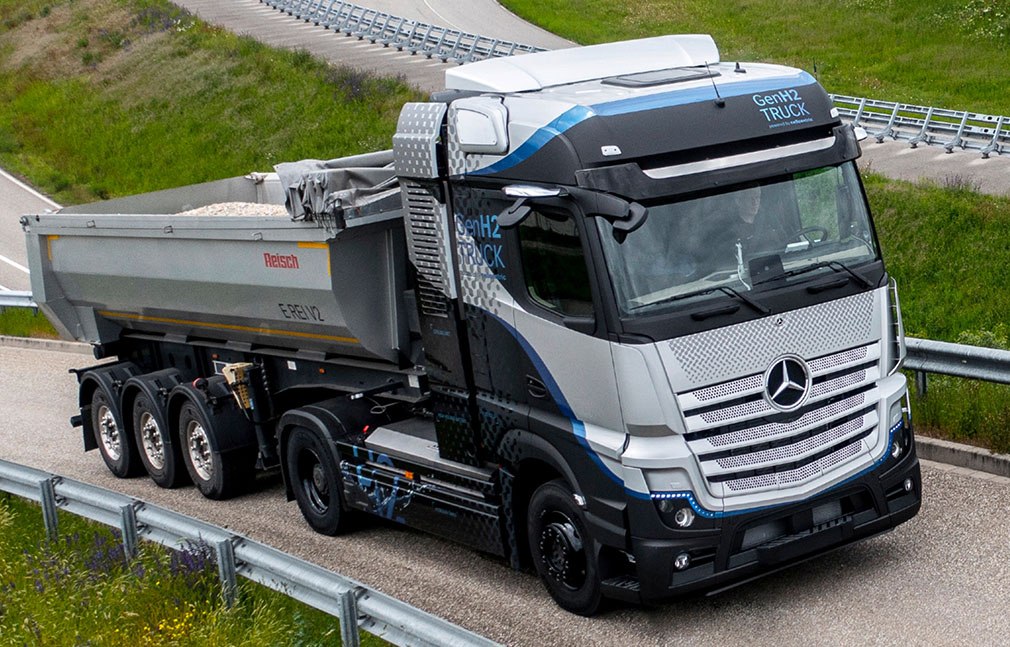 Mercedes Electric Truck