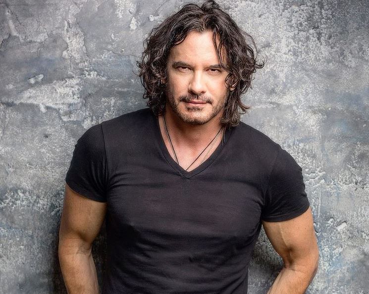 Quién es ese hombre